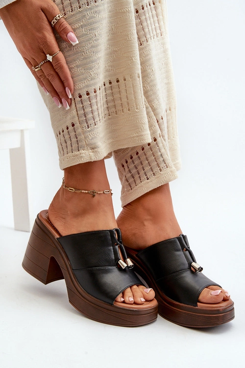 Klapki Damskie Z Eko Skóry Na Platformie I Klocku Czarne Dafira