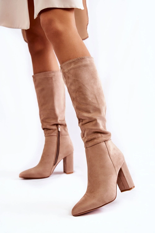 Zamszowe Wsuwane Kozaki Na Obcasie Beżowe Miriam