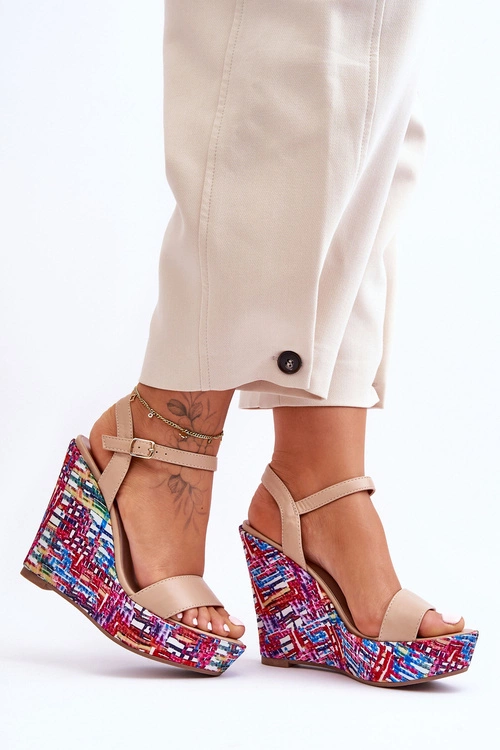 Damskie Sandałki Na Kolorowym Koturnie Beżowe Malibu