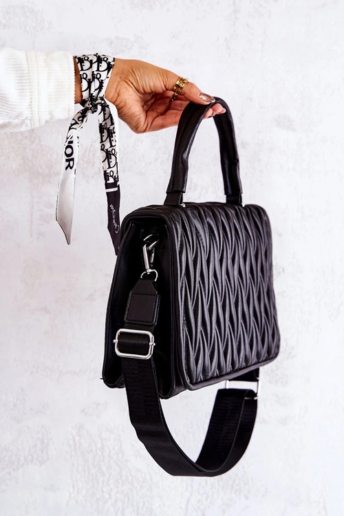 Pikowana Torebka Listonoszka Czarna Roselyn