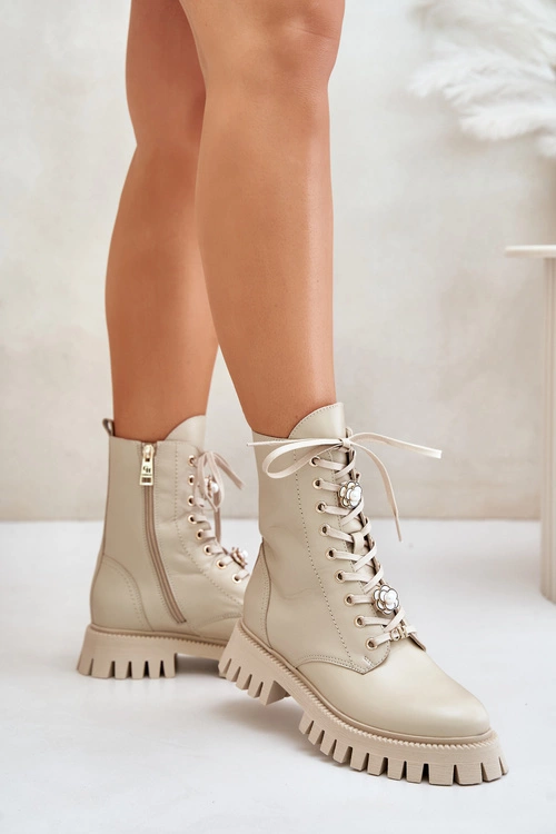 Skórzane Botki Workery Z Przypinkami Na Zamek CheBello 4553 Beżowe