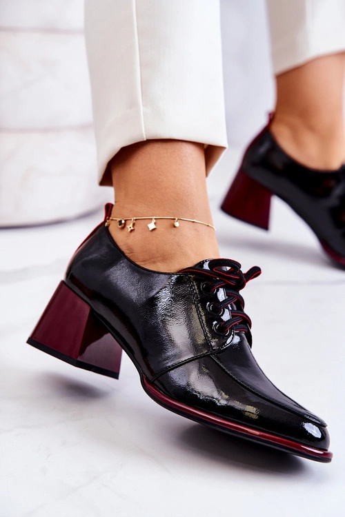 Lakierowane Wiązane Półbuty Na Słupku Czarno-Czerwone Esmera