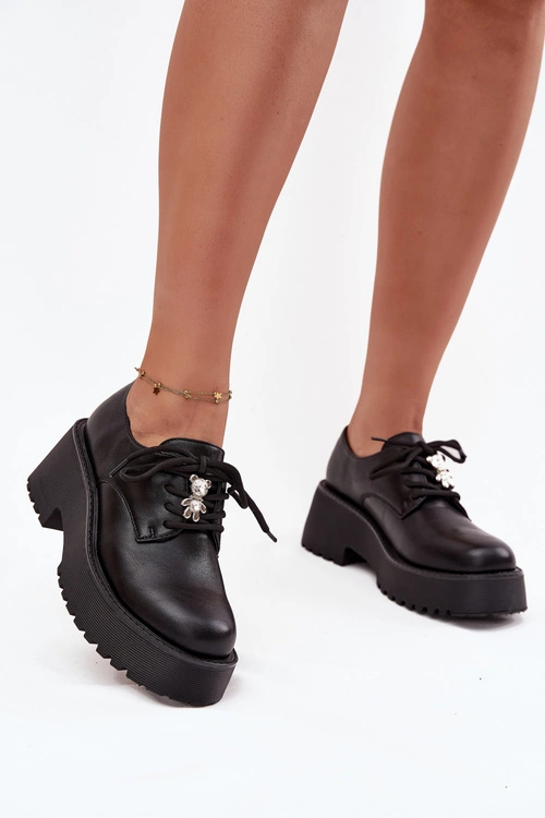 Półbuty Damskie Z Przypinką Eko Skórzane Czarne Laurea