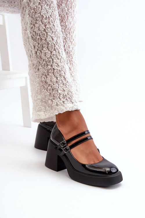 Czółenka Na Masywnym Obcasie Lakierowane Czarne Halmina