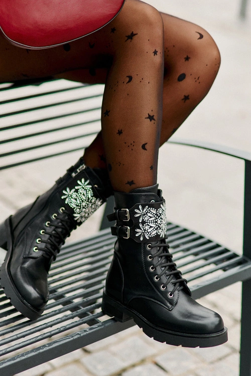 Ocieplane Workery Botki Z Ozdobnym Paskiem I Klamrami Czarne Viveria