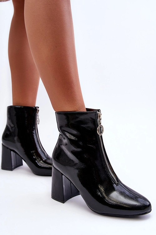 Lakierowane Botki Z Ozdobnym Zamkiem Czarne Sevil