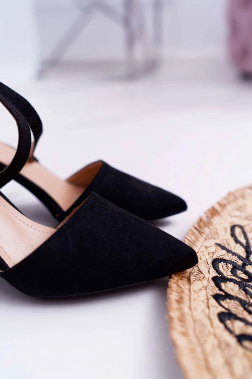 Czółenka Damskie Na Słupku W Szpic Czarne Elegante