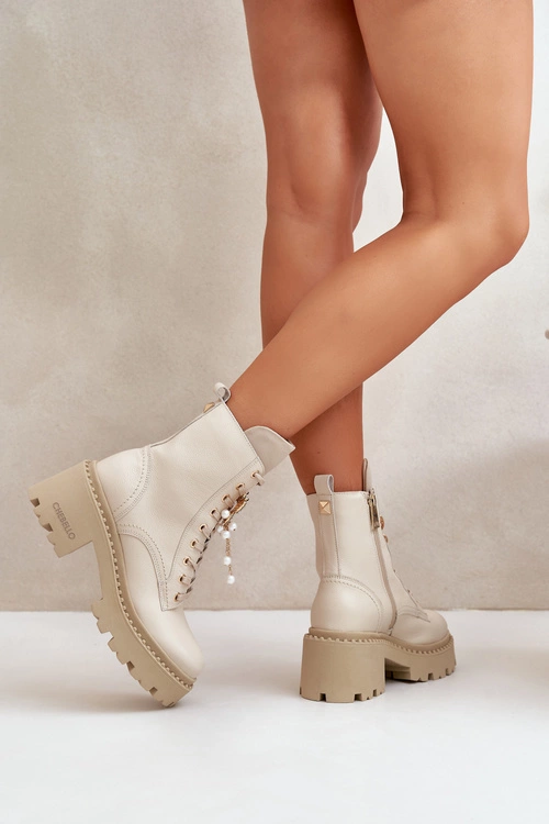 Skórzane Botki Workery Damskie Z Motylem Beżowe CheBello 4590