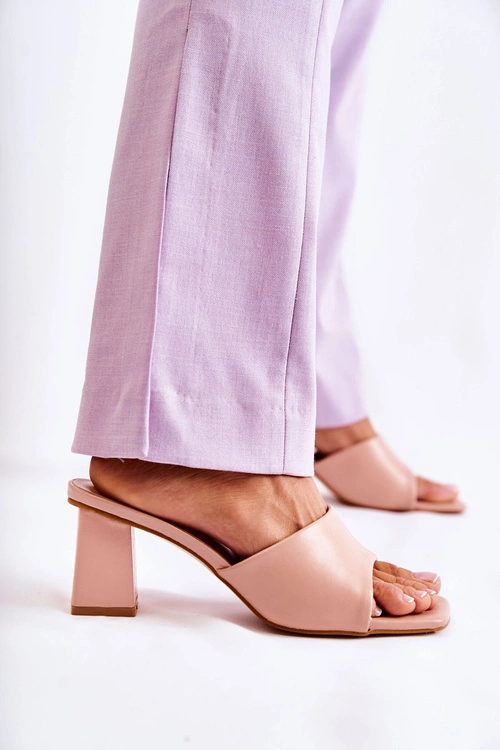 Skórzane Klasyczne Klapki Na Obcasie Nude Talena