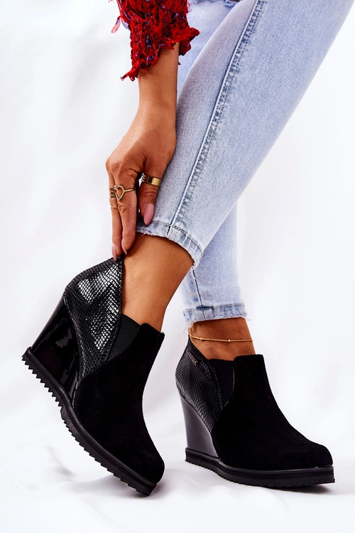 Botki Na Koturnie Zwierzęcy Wzór Monnari 0990-020 Czarne