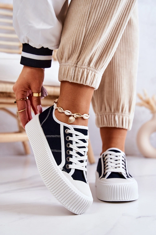 Niskie Trampki Na Platformie Czarne Mischa