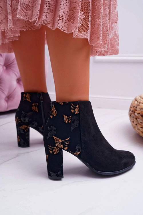 Botki Damskie Na Słupku Sergio Leone W Złote Kwiaty Folk Czarne Eros2
