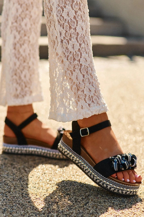 Sandały Damskie Na Koturnie I Platformie Z Ozdobami S.Barski HY056 Czarne