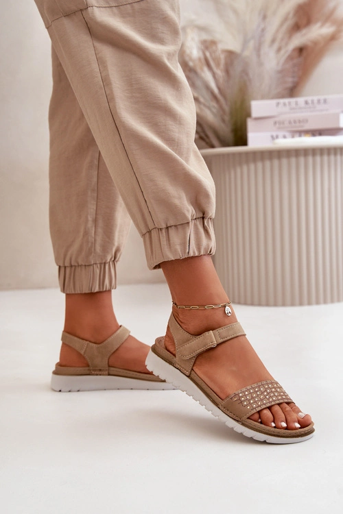 Lekkie I Wygodne Zdobione Sandały Damskie Na Rzep Ciemnobeżowe Inblu CN000039