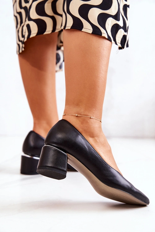 Skórzane Czółenka Nosek W Szpic Czarne Marilyn