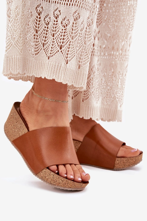 Zazoo 40291 Skórzane Klapki Damskie Na Korkowym Koturnie Brązowe