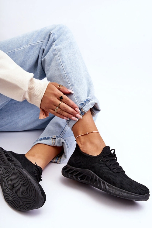 Damskie Wsuwane Materiałowe Sneakersy Czarne Venett