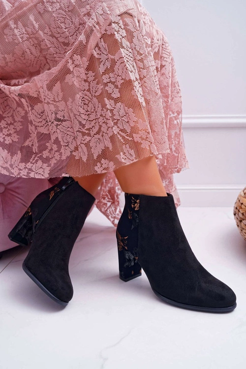 Botki Damskie Na Słupku Sergio Leone W Złote Kwiaty Folk Czarne Eros2