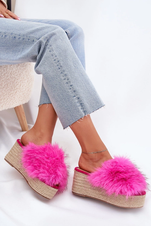 Klapki Damskie Na Koturnie Z Futerkiem I Plecionką Fuksja Virela