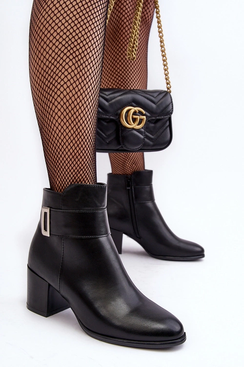 Skórzane Damskie Botki Na Słupku Czarne Starines