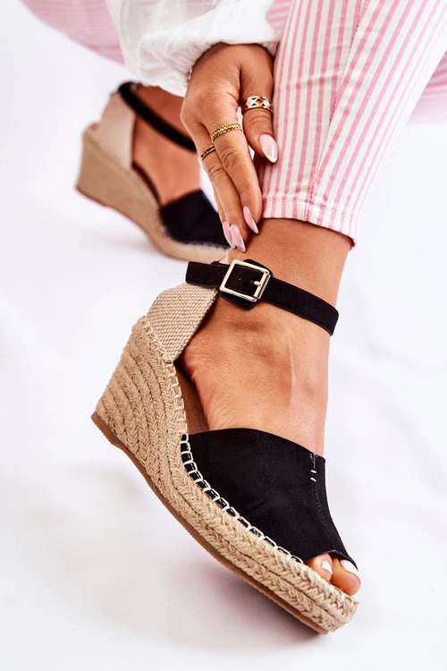 Wygodne Damskie Sandały Na Koturnie Czarne Dellia