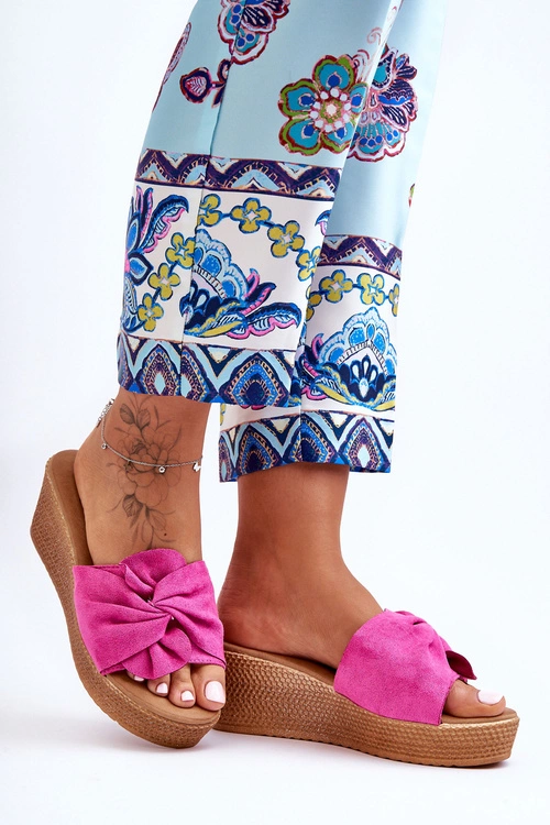 Damskie Klapki Na Koturnie Różowe Calama