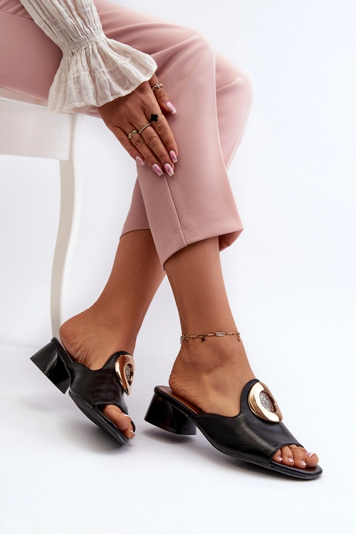 Eleganckie Klapki Damskie Na Niskim Obcasie Ze Złotą Ozdobą Czarne Uzimila