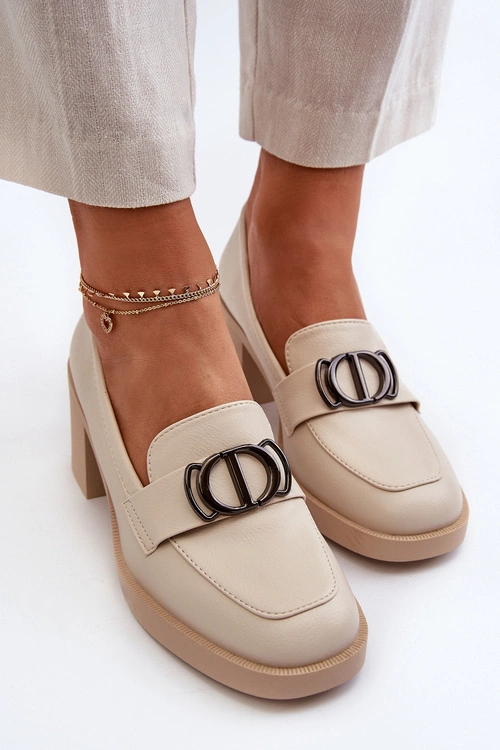 Półbuty Damskie Na Obcasie Z Ozdobą Beżowe Nedarea