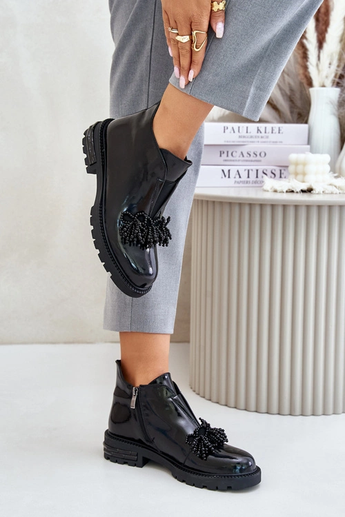 Skórzane Lakierowane Botki Z Ozdobą Ocieplane D&A LZ42-036 Czarne