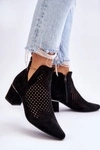 Zamszowe Botki Ażurowe Z Wycięciem Na Obcasie Czarne Blakely