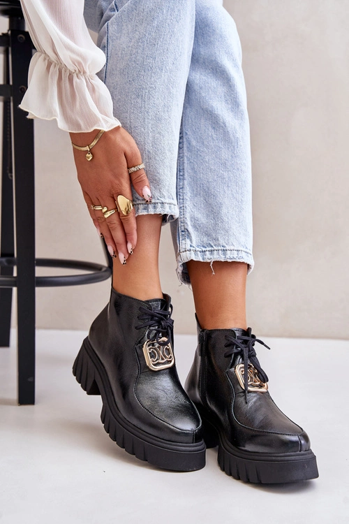 Zazoo 2952 Skórzane Botki Ze Złotą Ozdobą Czarne