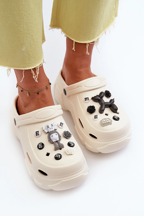 Piankowe Damskie Lekkie Klapki Na Masywnej Podeszwie Białe Matirra