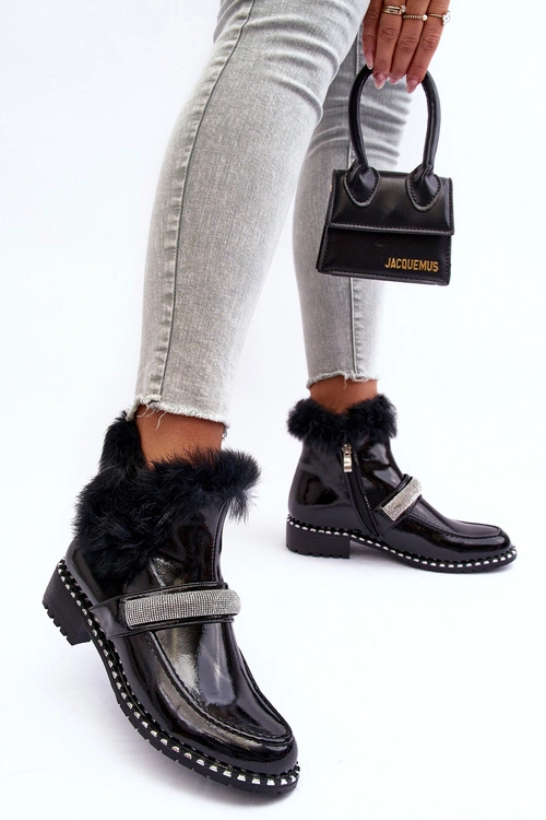 Niskie Botki Lakierowane Z Futerkiem I Ozdobą S.Barski MR870-74 Czarne