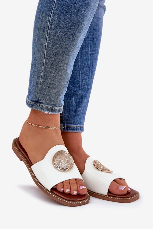 Eko Skórzane Klapki Na Płaskim Obcasie Z Ozdoba Białe Tatereia