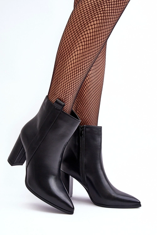 Damskie Skórzane Botki Na Słupku Czarne Vevine