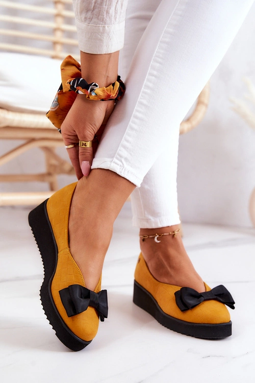 Zamszowe Baleriny Na Platformie Maciejka 05062-07 Żółte