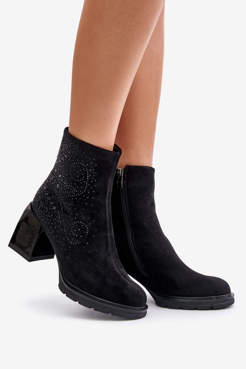 Ocieplane Botki Damskie Na Słupku Ze Zdobieniem D&A MR880-130 Czarne