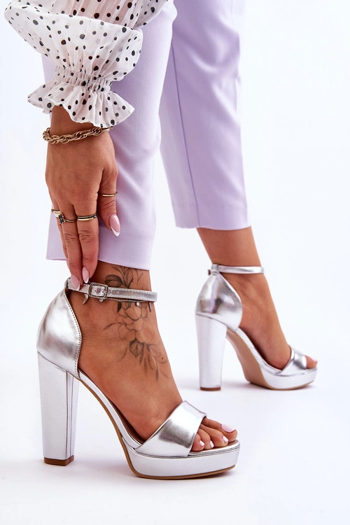 Sandały Na Wysokim Obcasie Srebrne Mandy