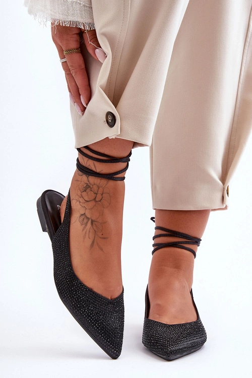 Wiązane Damskie Baleriny Zdobione Ćwiekami Czarne Jange