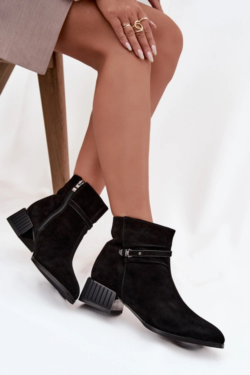 Botki Damskie Z Naturalnego Zamszu Na Klocku Ocieplane D&A CR52-651 Czarne