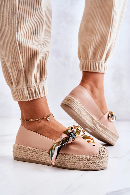 Skórzane Damskie Espadryle Z Łańcuchem Beżowe Fancy