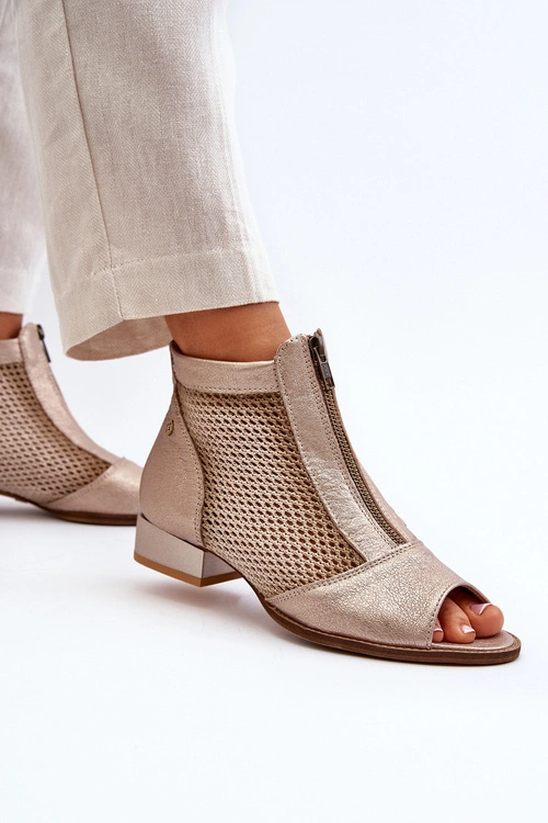 Skórzane Botki Damskie Na Płaskim Obcasie Z Odkrytymi Palcami Maciejka 06413-25 Złote