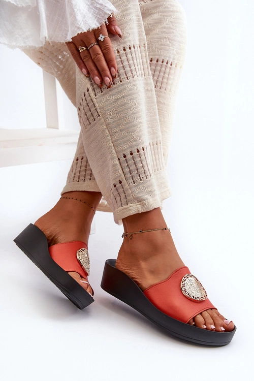 Zazoo 2920 Skórzane Klapki Damskie Na Koturnie Ze Złotym Detalem Pomarańczowe