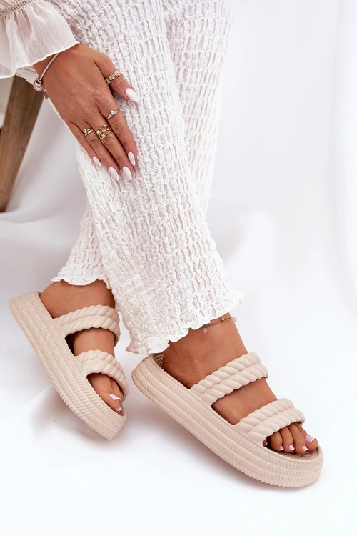 Piankowe Lekkie Klapki Damskie Na Platformie S.Barski ZK51-001 Beżowe