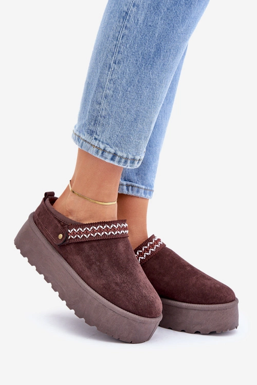 Śniegowce Z Ozdobnym Haftem Czekoladowe Selithria