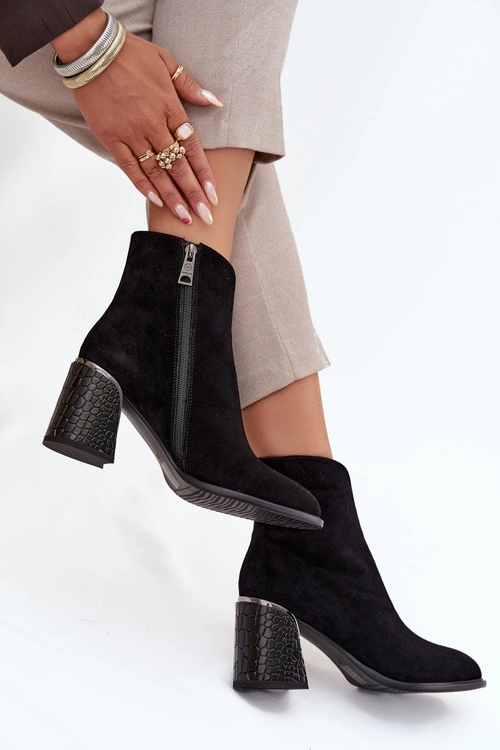 Zamszowe Botki Damskie Na Słupku Z Tłoczeniem Ocieplane Vinceza 66801 Czarne