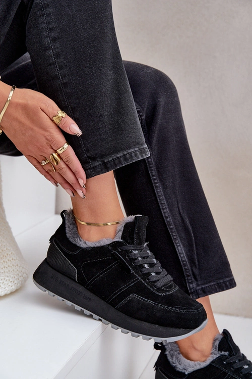 Zamszowe Sneakersy Damskie Z Futerkiem I Błyszczącym Elementem Big Star OO274580 Hi-Poly System Czarne