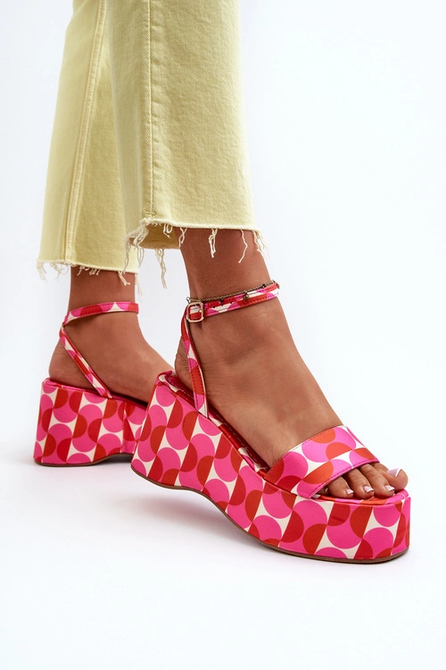 Wzorzyste Sandały Na Platformie I Koturnie Fuksja Wiandia