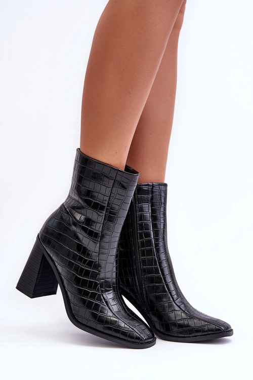 Skórzane Wysokie Botki Wężowy Wzór Czarne Kornell