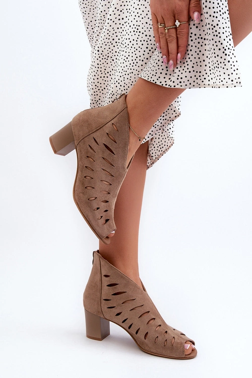 Ażurowe Botki Damskie Eko Zamszowe Na Słupku Z Odkrytymi Palcami Beżowe Timalre